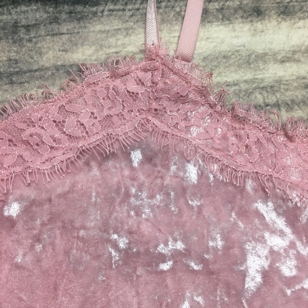 No Boundaries Tank Top Blush Faux Velvet Size L - Picture 7 of 7